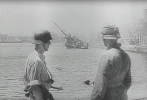 german-soldiers-having-seized-the-harbor